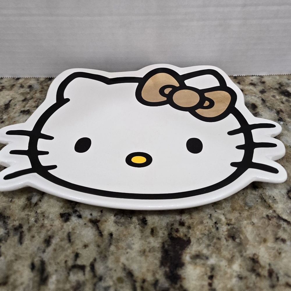 Hello Kitty Face Trinket Tray